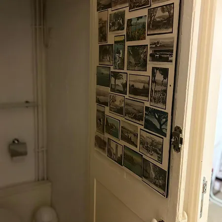 2 Bedroom Funky In The Heart Of The Old Town Of Apartment